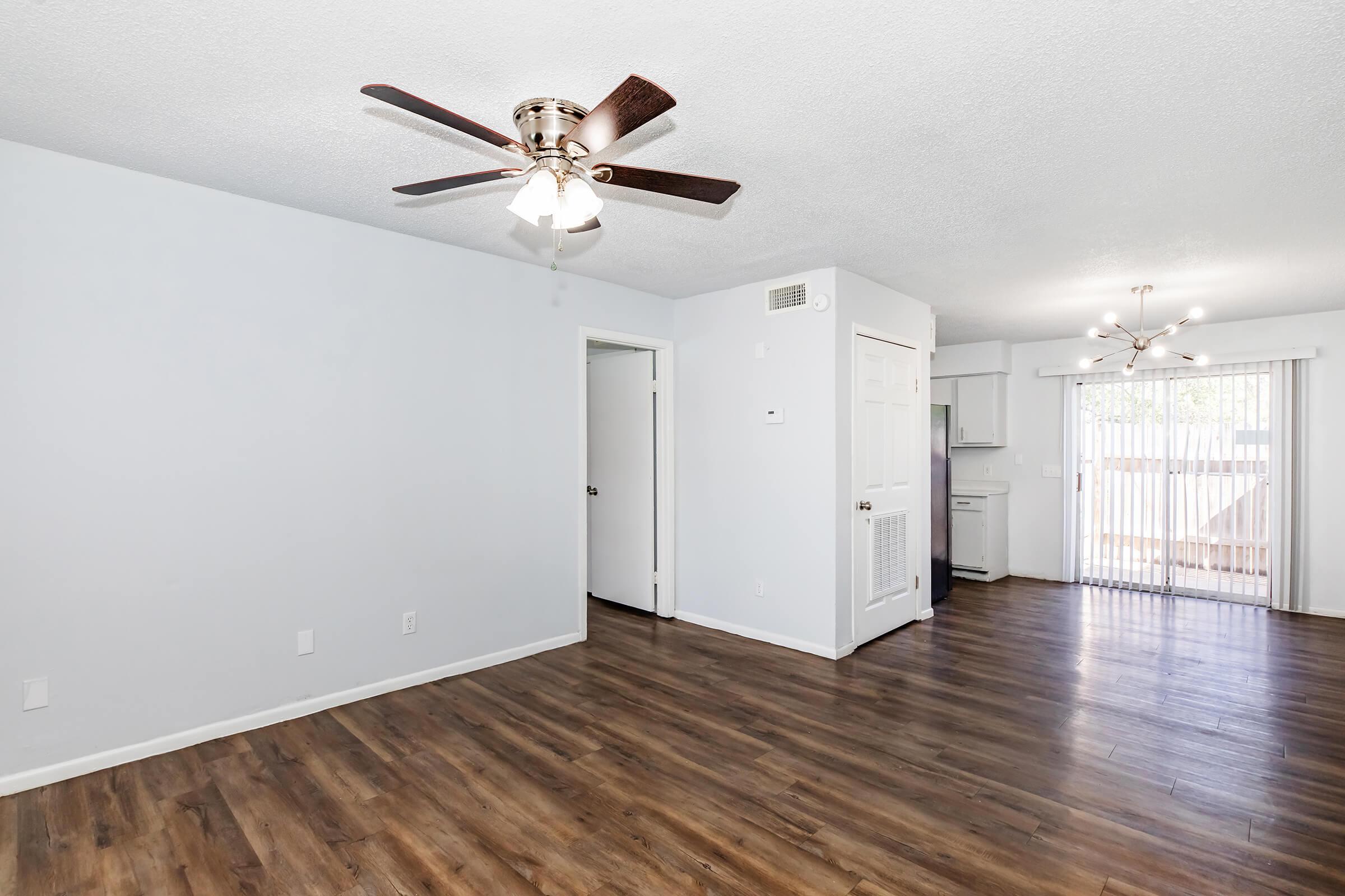 1600 Tamarack Avenue - 88
