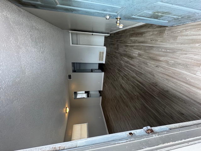 5246 Weber Road - J-210